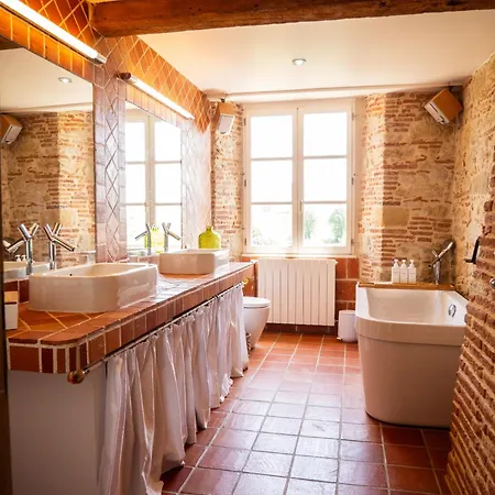 Domaine De Vadel 度假居 Veilhes