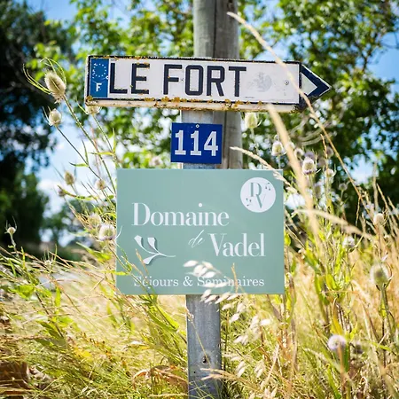 Domaine De Vadel 度假居 *