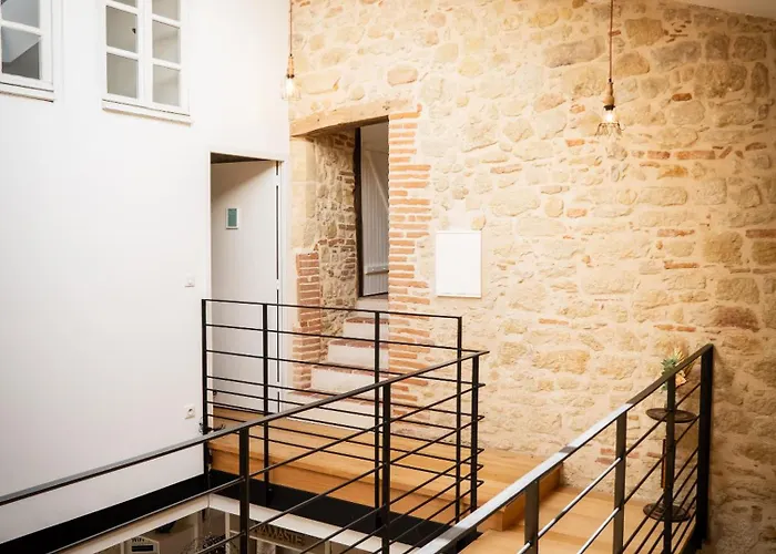 Ferienhaus Domaine De Vadel Veilhes