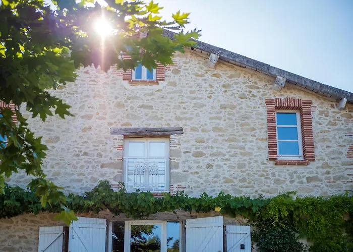 Domaine De Vadel * Veilhes