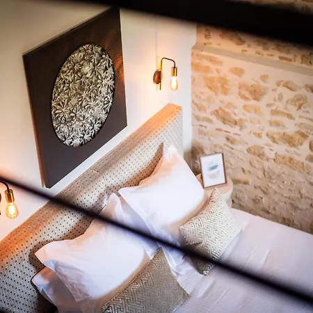 Domaine De Vadel * Veilhes