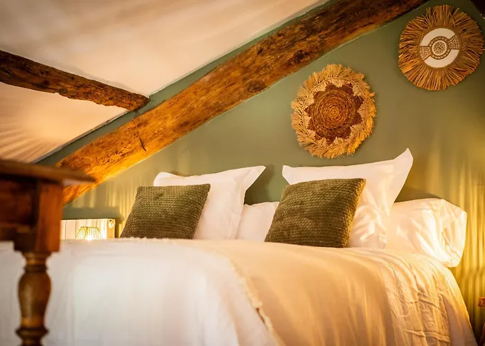 Domaine De Vadel * Veilhes