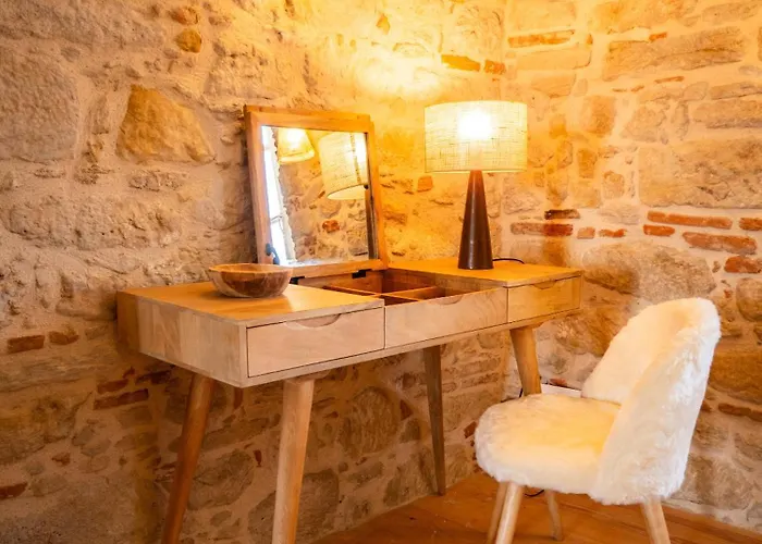 Domaine De Vadel Veilhes