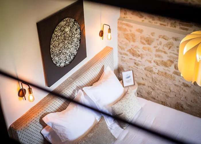 Domaine De Vadel * Veilhes