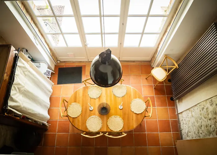 Domaine De Vadel * Veilhes