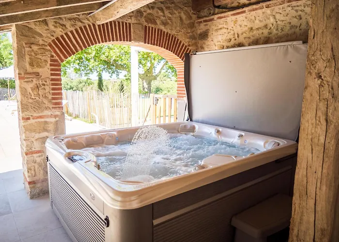 בית נופש Domaine De Vadel