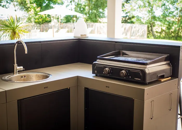 Domaine De Vadel בית נופש *